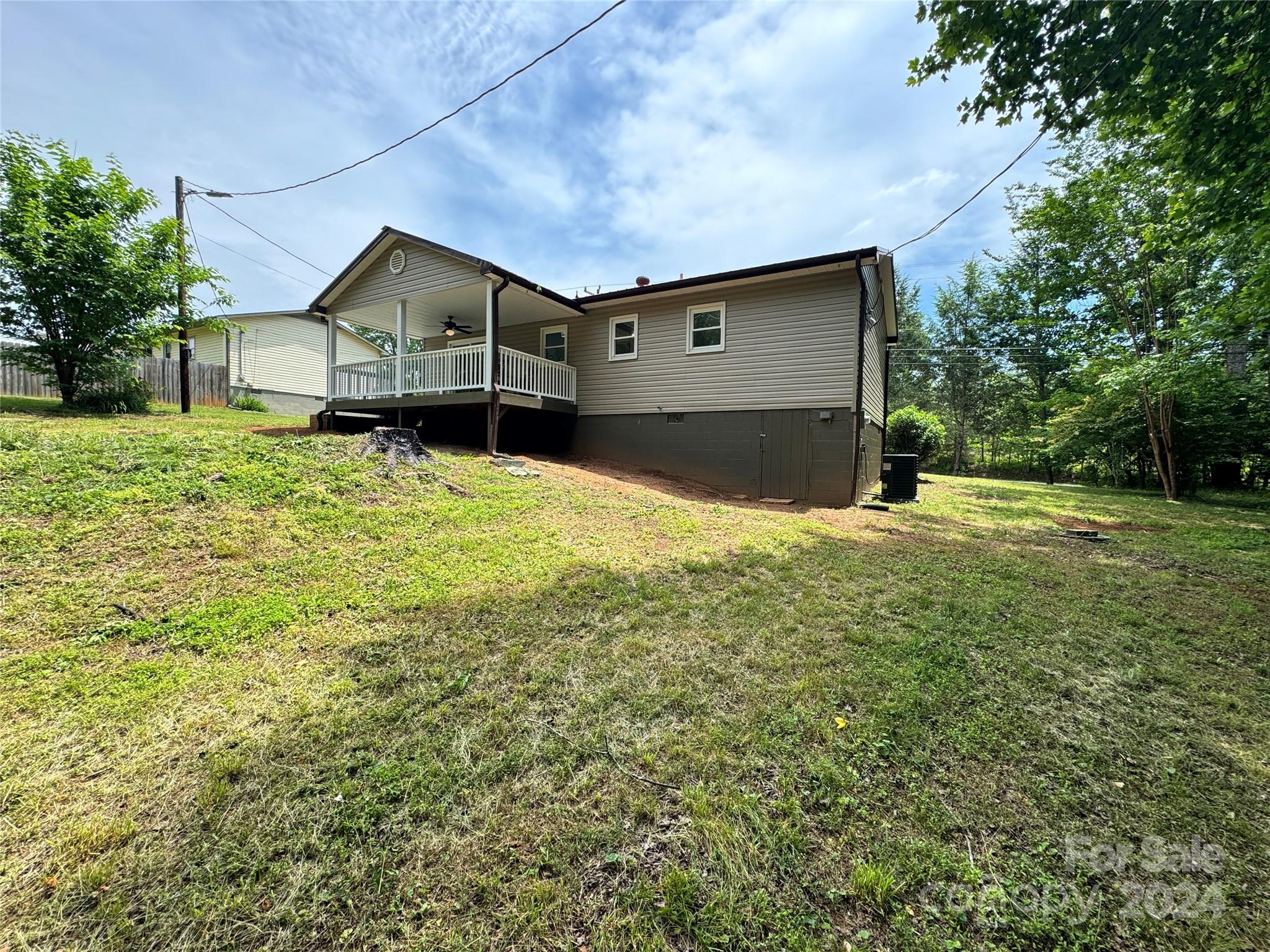 1002 Rock House Road Marion, NC 28752 - Photo 23 of 25 Gallery Image 23