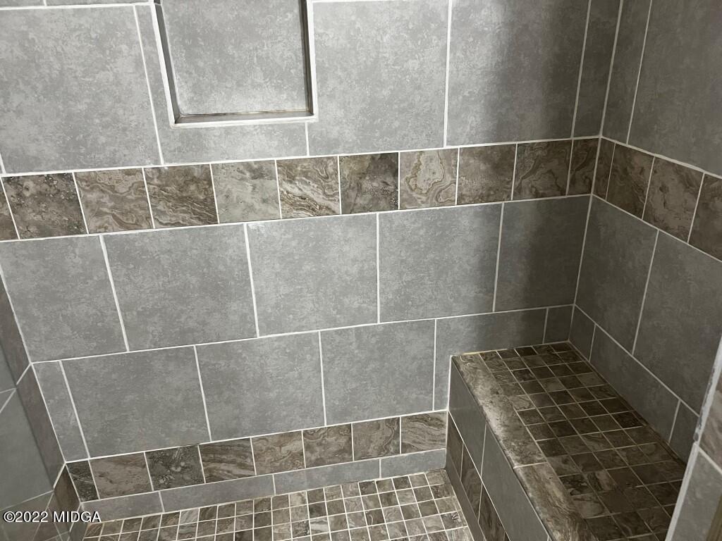 398 Old Benton Road Juliette, GA 31046 - Photo 31 of 31 a bathroom with a toilet