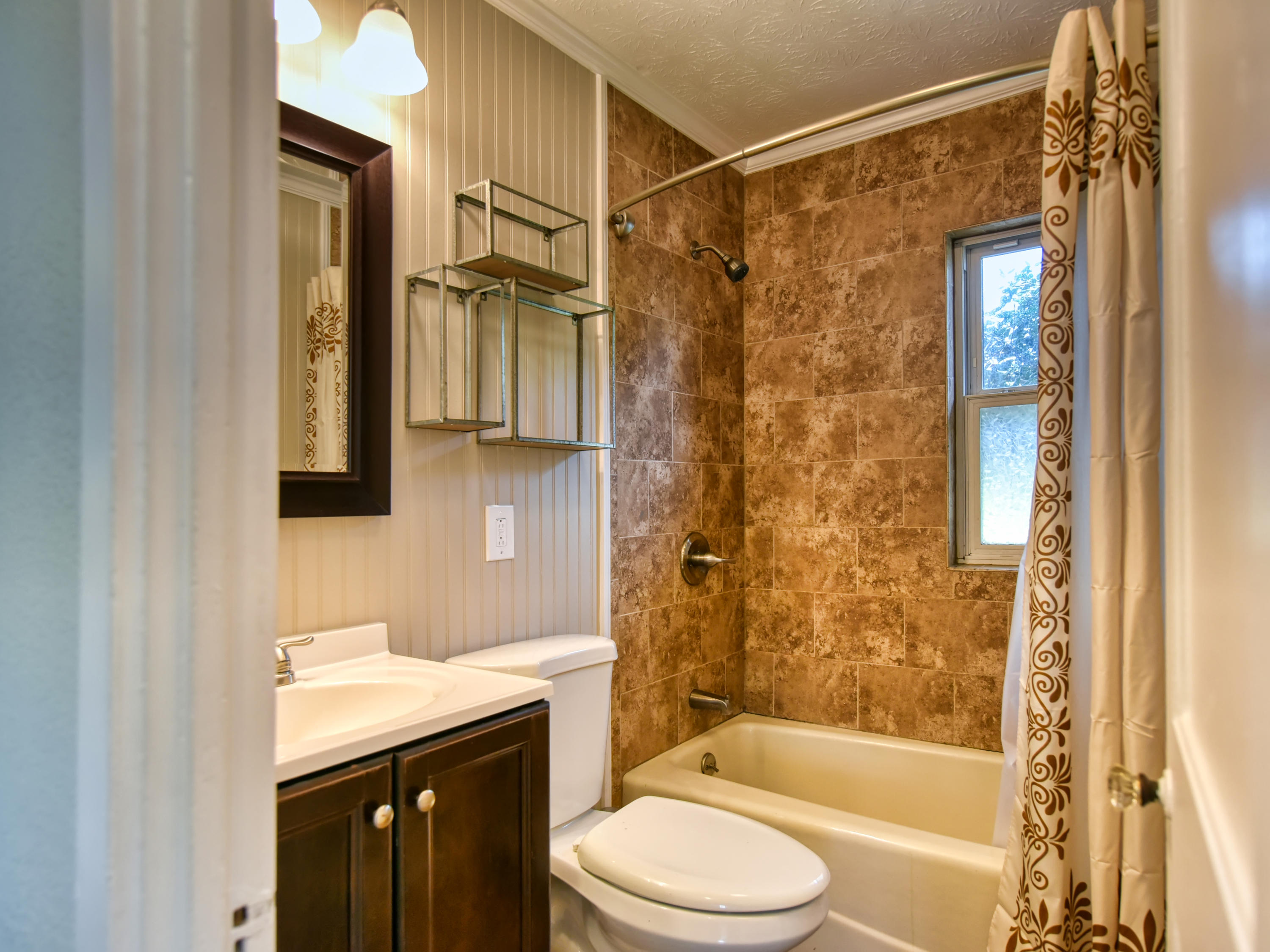 100 Maple Lane Oak Ridge, TN 37830 - Photo 14 of 21 100 Maple Ln 12
