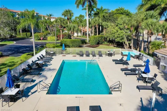 $285,000 | 780 Waterford Drive, Unit 302, Naples, FL 34113