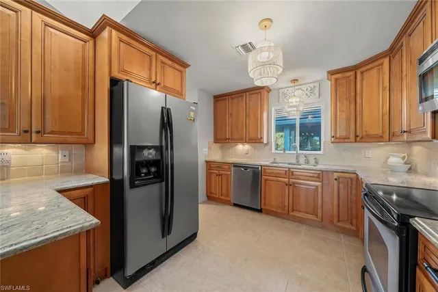 $285,000 | 780 Waterford Drive, Unit 302, Naples, FL 34113