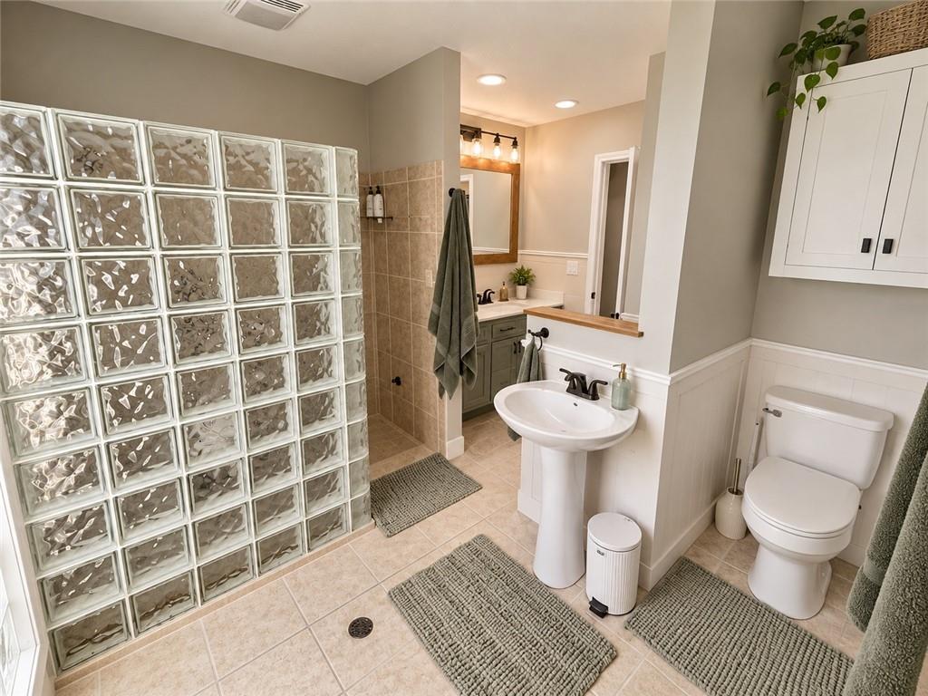 1904 Northeast 85th Road Warrensburg, MO 64093 - Photo 19 of 32 Gallery Image 19