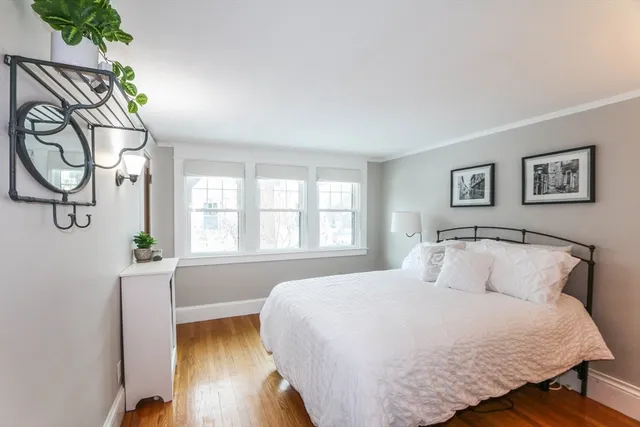 $489,900 | 115 Wenonah Road, Longmeadow, MA 01106