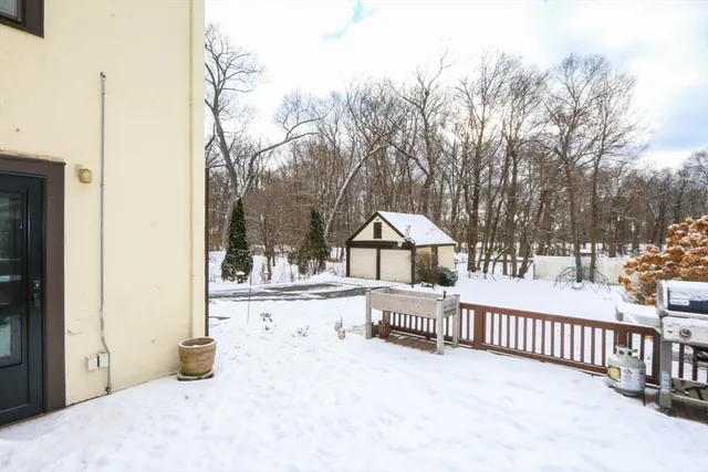 $489,900 | 115 Wenonah Road, Longmeadow, MA 01106