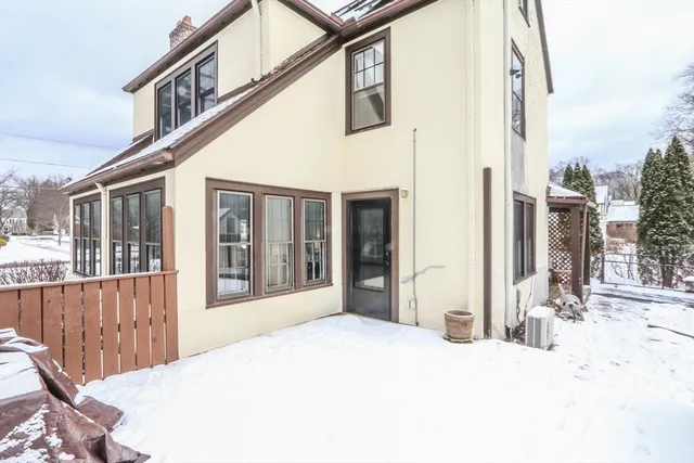 $489,900 | 115 Wenonah Road, Longmeadow, MA 01106