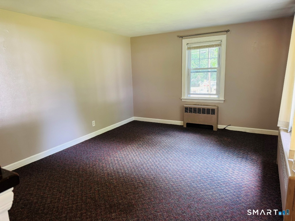 1507 Woodtick Road Wolcott, CT 06716 - Photo 7 of 19 Living room