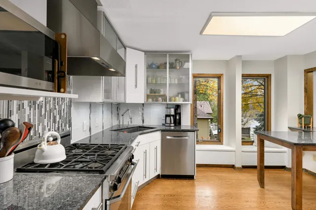 $799,900 | 830 Brockton Lane North, Plymouth, MN 55447