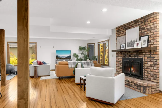 $799,900 | 830 Brockton Lane North, Plymouth, MN 55447