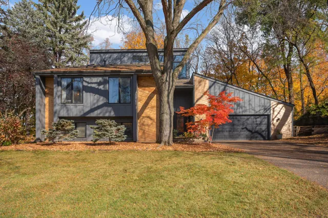 $799,900 | 830 Brockton Lane North, Plymouth, MN 55447