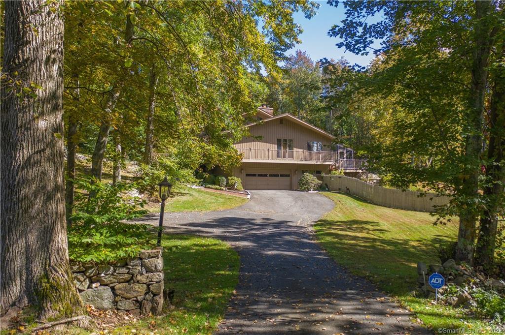 28 Butterfield Road Newtown, CT 06470 - Photo 1 of 1