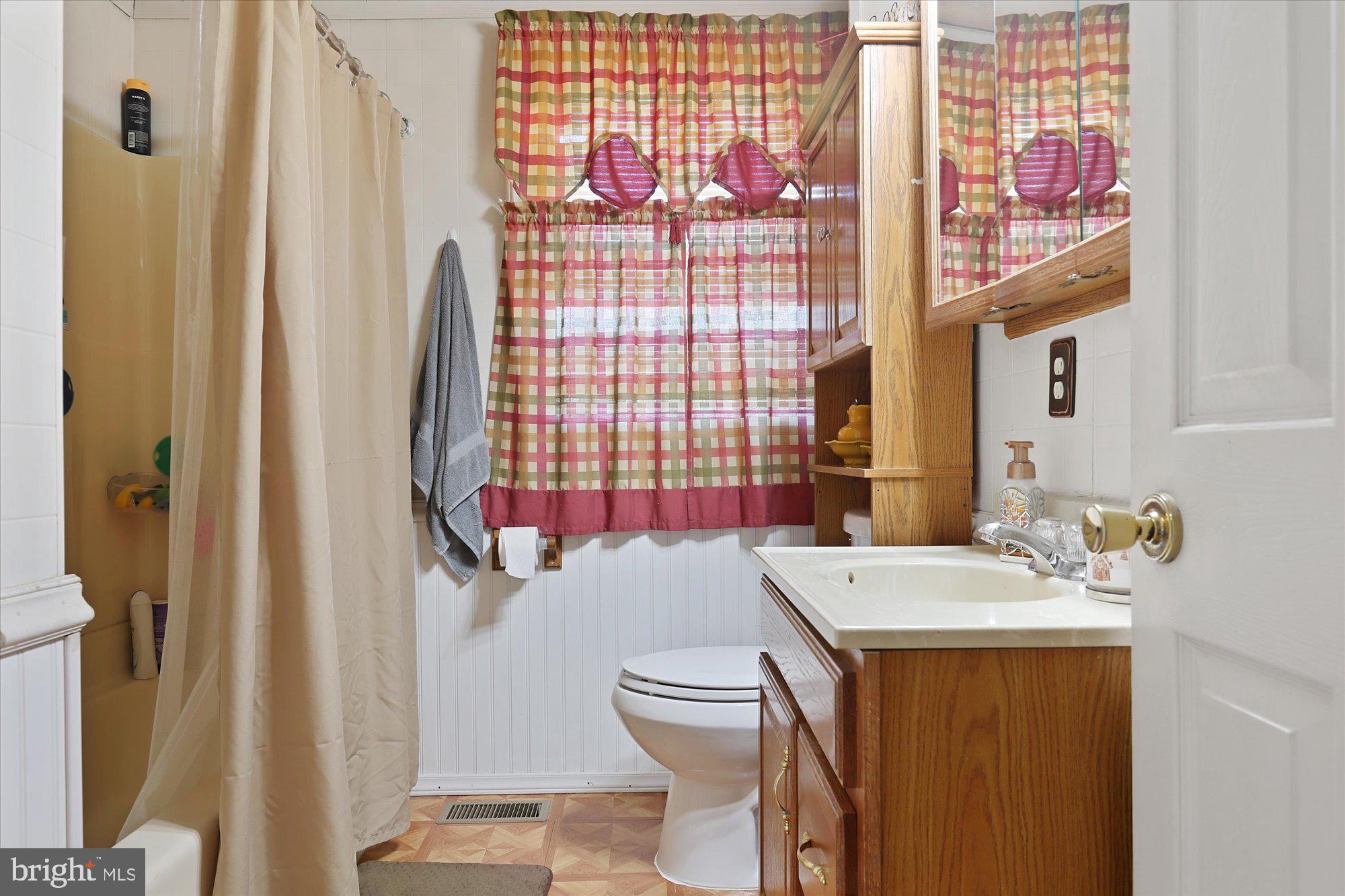 925 Bowers Bridge Road Manchester, PA 17345 - Photo 17 of 33 Gallery Image 17