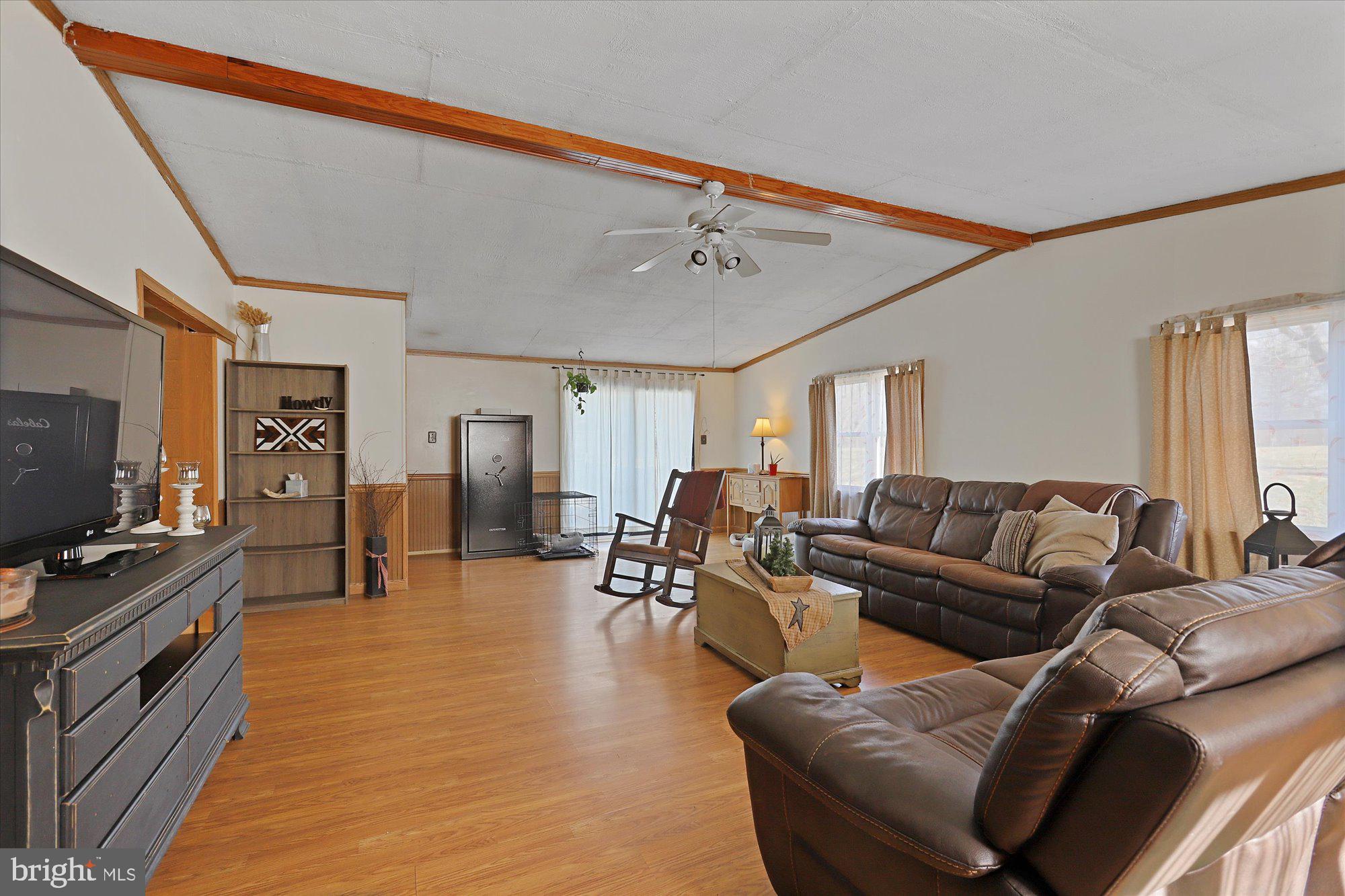 925 Bowers Bridge Road Manchester, PA 17345 - Photo 6 of 33 Gallery Image 6