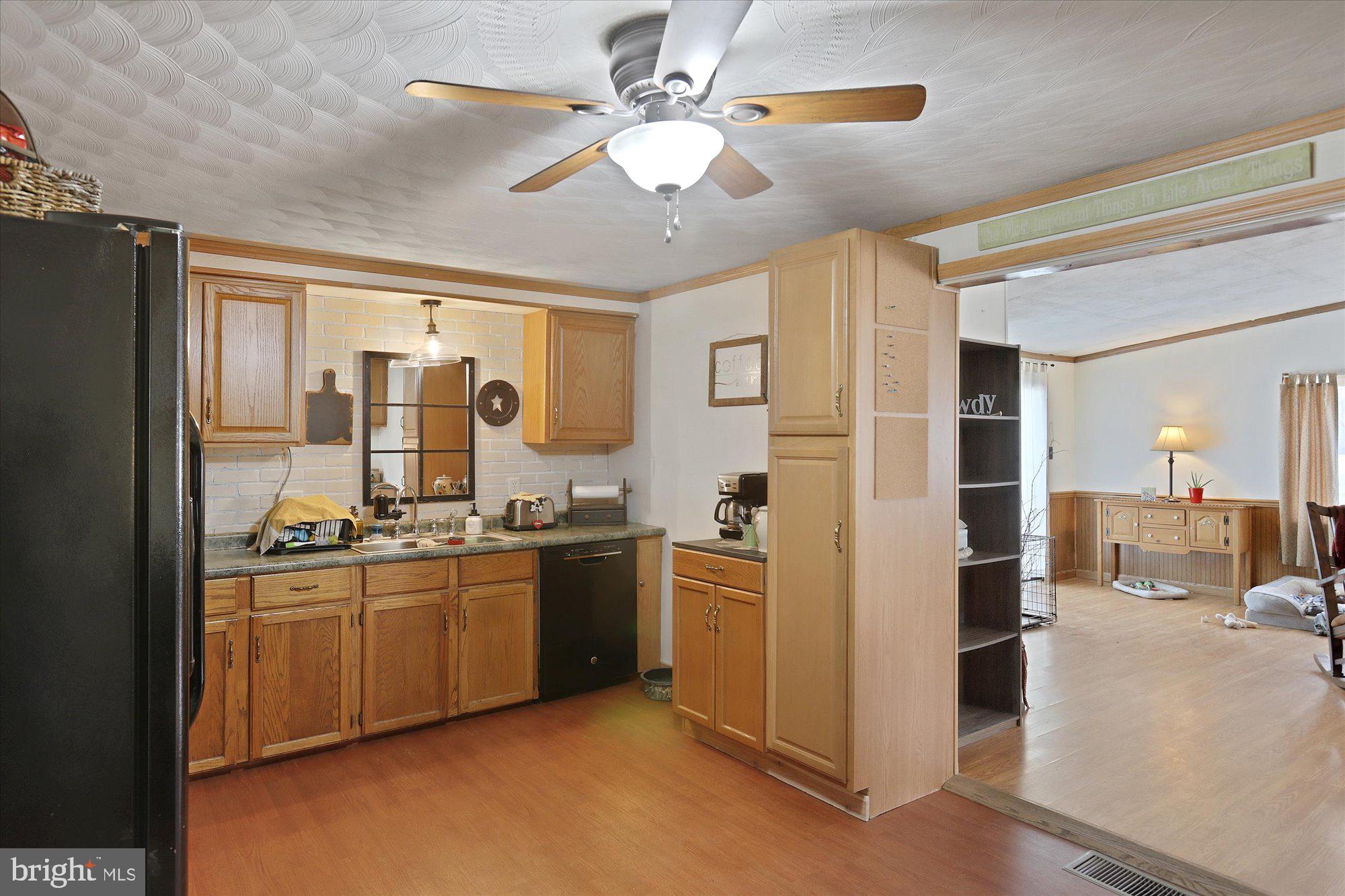 925 Bowers Bridge Road Manchester, PA 17345 - Photo 10 of 33 Gallery Image 10