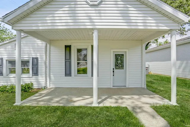 $225,000 | 615 Washington Street, Rockport, IN 47635