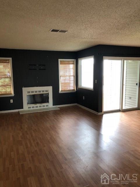 926 Edpas Road, Unit 926 New Brunswick, NJ 08901 - Photo 2 of 16