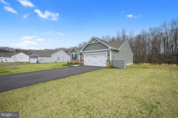 $440,000 | 401 Alezach Drive, Dover, DE 19901