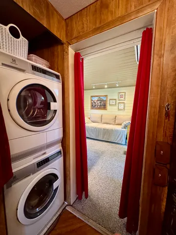 $115,000 | 25995 Hwy 243 Idyllwild Ca, Unit 17, Idyllwild, CA 92549