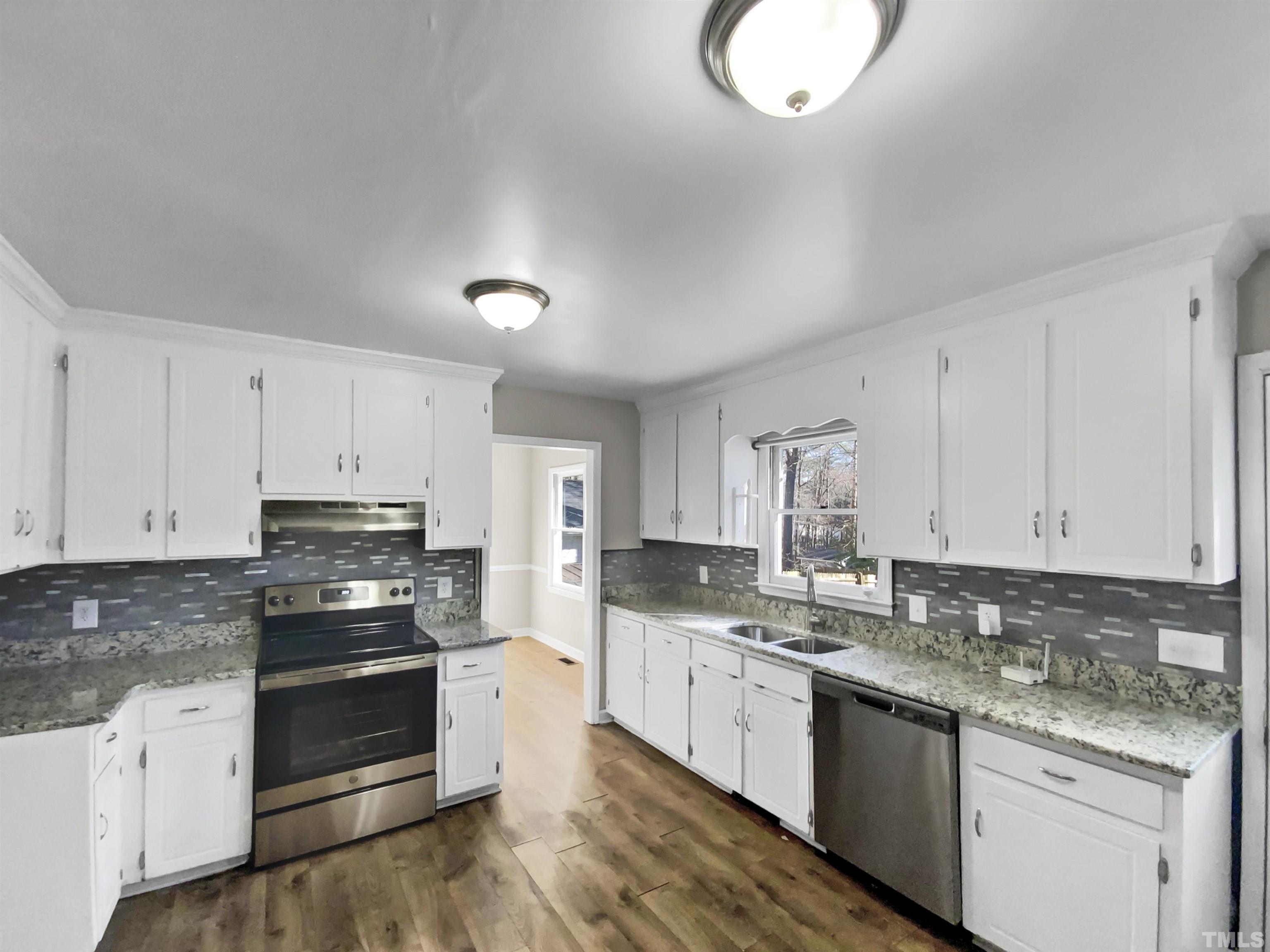 1102 Apache Lane Apex, NC 27502 - Photo 6 of 18