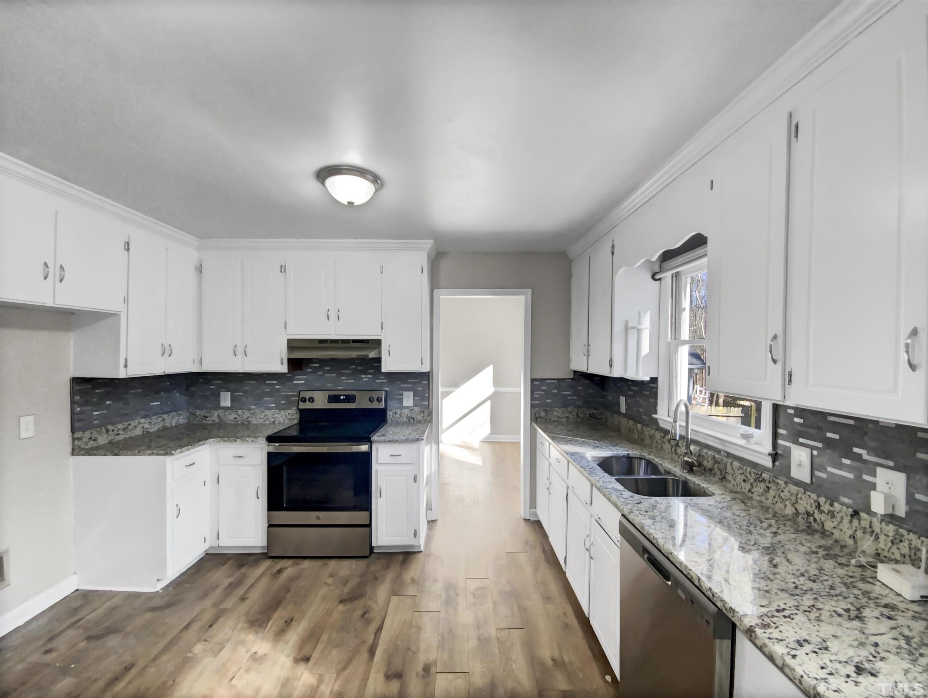 1102 Apache Lane Apex, NC 27502 - Photo 7 of 18