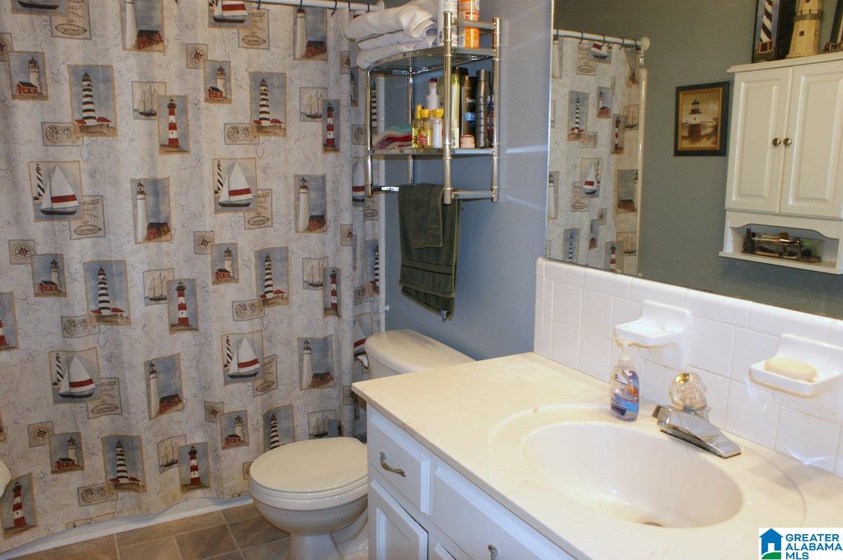 1407 Heather Lane Alabaster, AL 35007 - Photo 13 of 18
