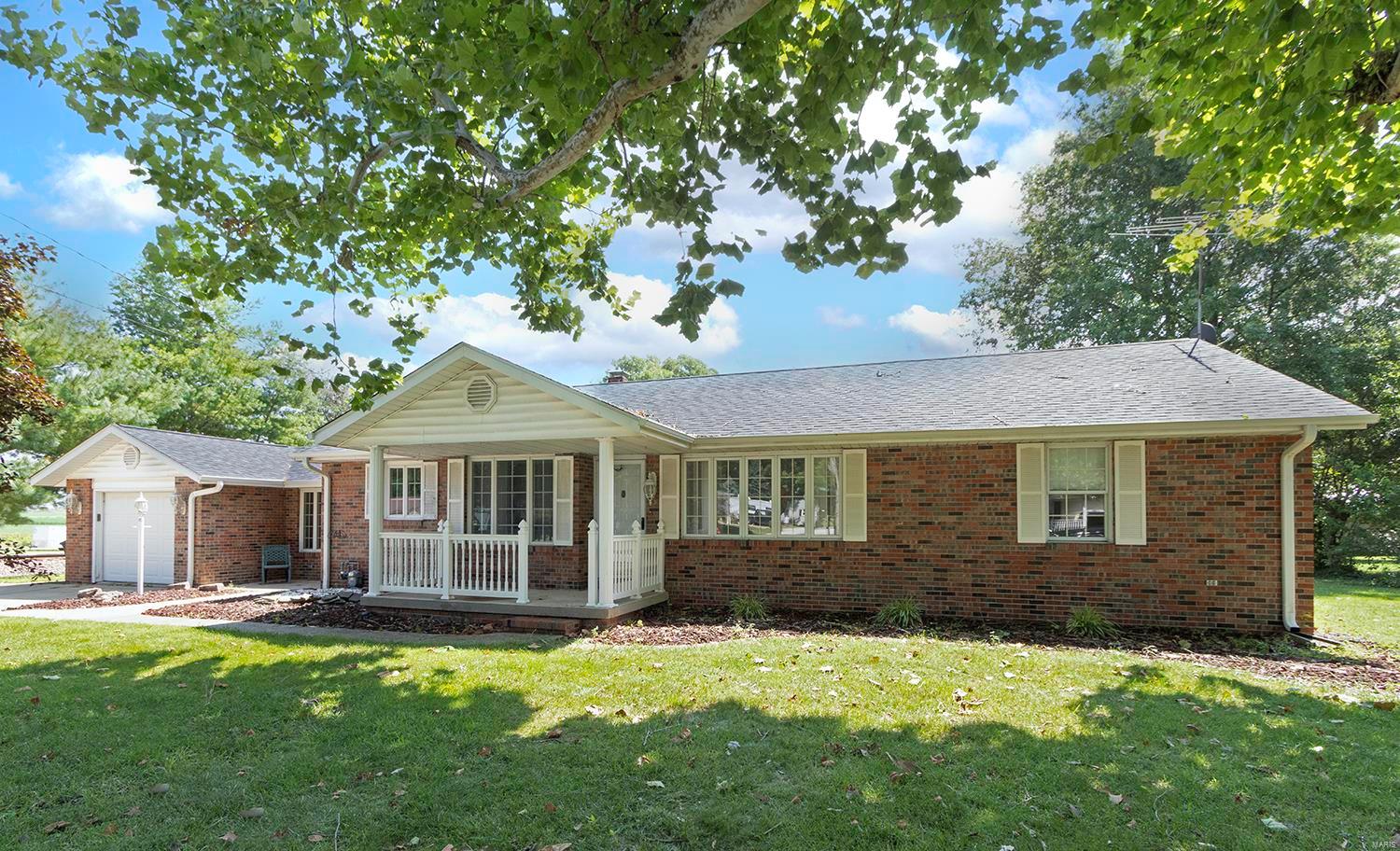 102 South Beckemeyer Road Bartelso, IL 62218 - Photo 1 of 56 Gallery Image 1
