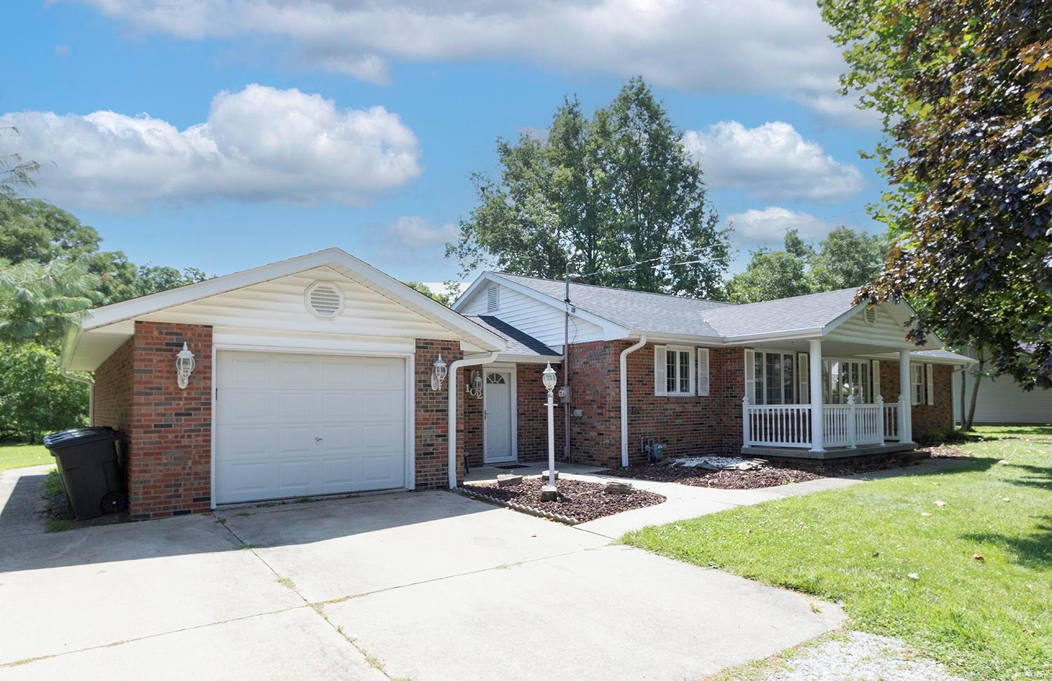 102 South Beckemeyer Road Bartelso, IL 62218 - Photo 2 of 56 Gallery Image 2