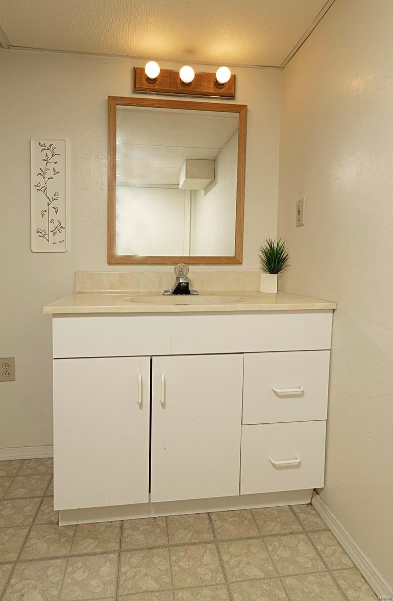 102 South Beckemeyer Road Bartelso, IL 62218 - Photo 39 of 56 Gallery Image 39