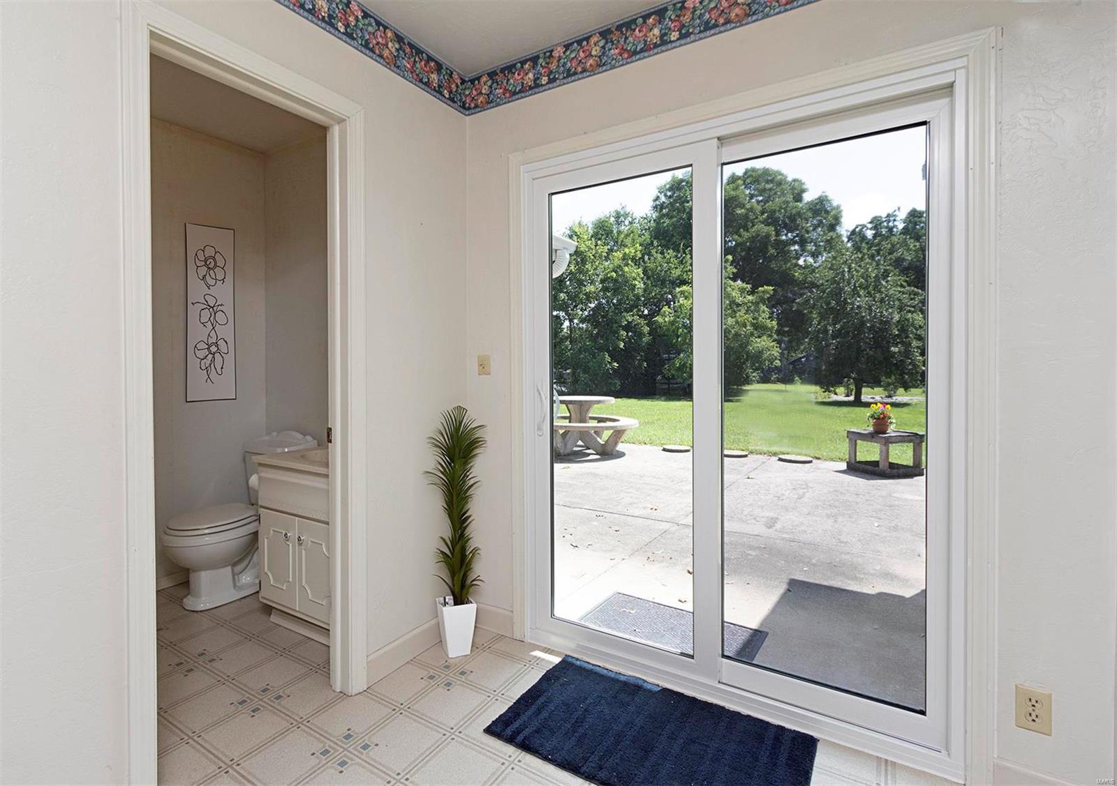 102 South Beckemeyer Road Bartelso, IL 62218 - Photo 41 of 56 Gallery Image 41