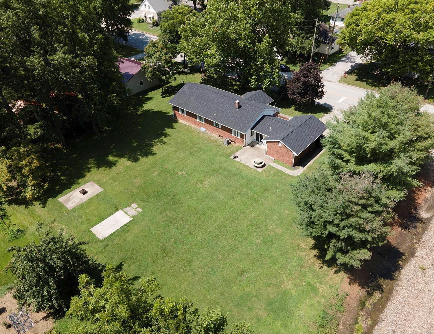 102 South Beckemeyer Road Bartelso, IL 62218 - Photo 48 of 56 Gallery Image 48