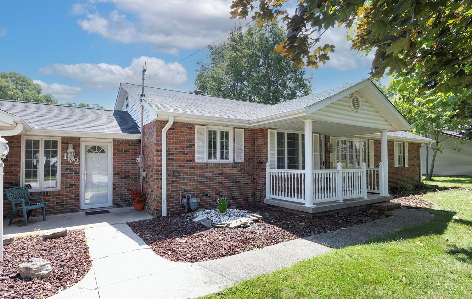 102 South Beckemeyer Road Bartelso, IL 62218 - Photo 5 of 56 Gallery Image 5
