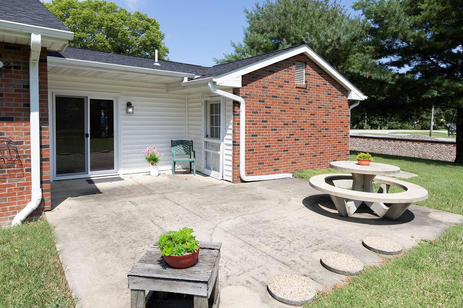 102 South Beckemeyer Road Bartelso, IL 62218 - Photo 56 of 56 Gallery Image 56