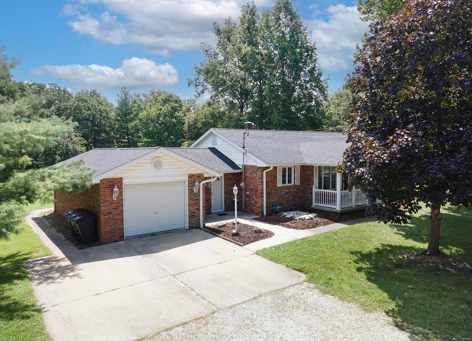 102 South Beckemeyer Road Bartelso, IL 62218 - Photo 7 of 56 Gallery Image 7
