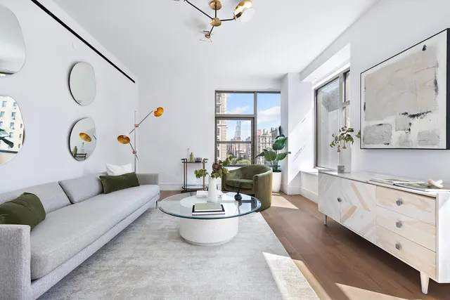 $3,750,000 | 251 West 91st Street, Unit 8B | Upper West Side
