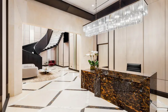 $3,750,000 | 251 West 91st Street, Unit 8B | Upper West Side