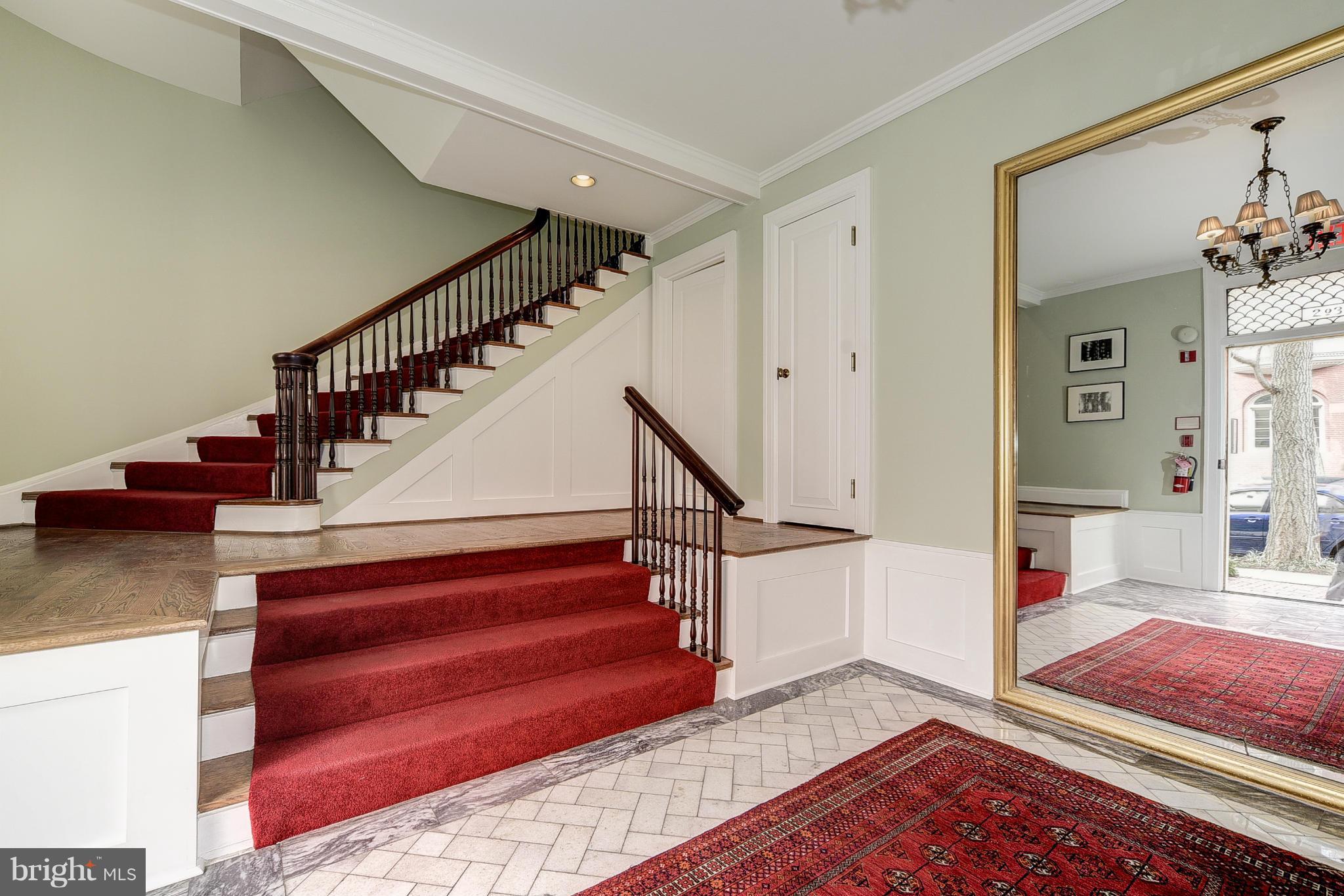 2030 Hillyer Place Northwest Washington, DC 20009 - Photo 3 of 30 Interior (General)