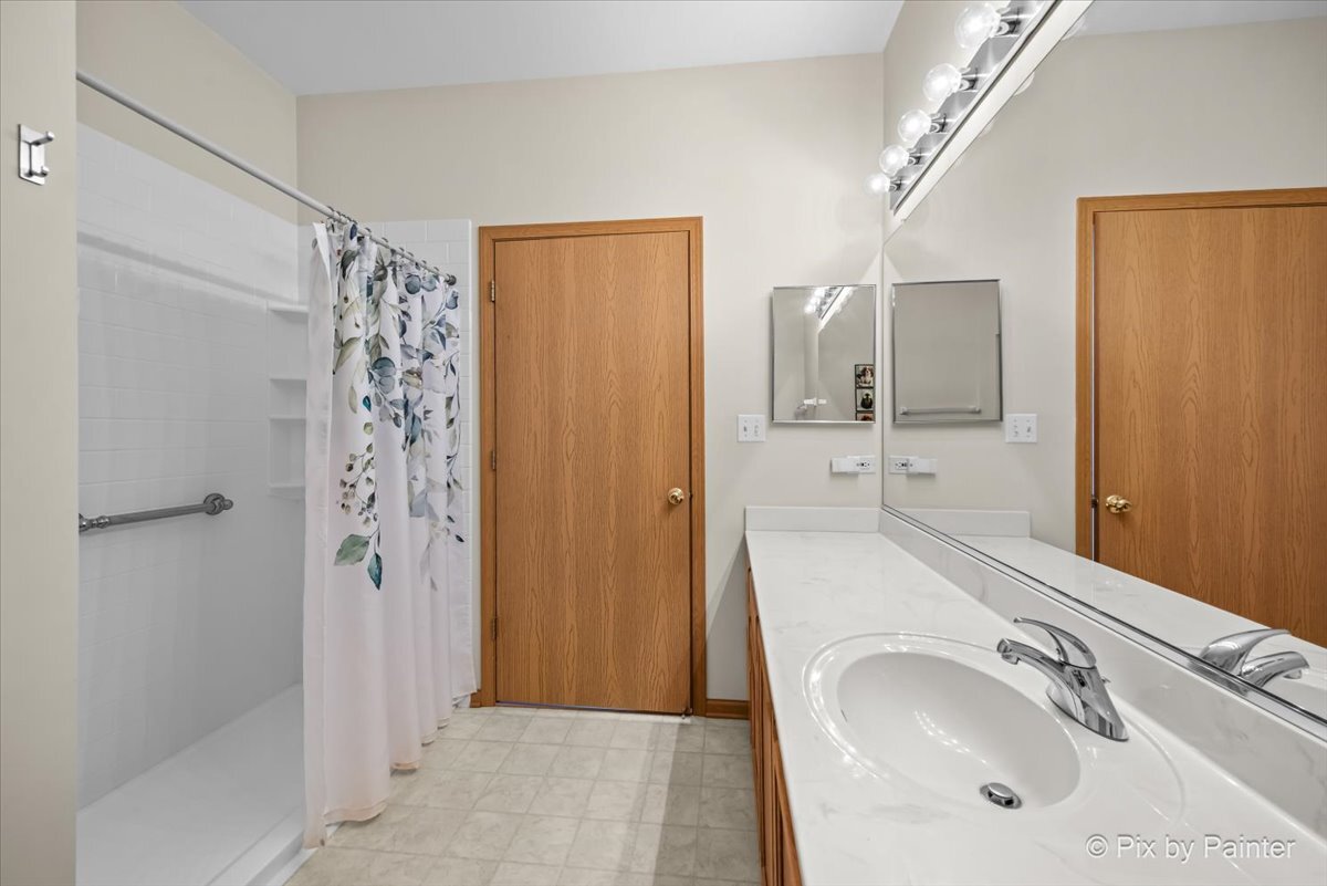 1539 Keystone Court, Unit 1539 Elgin, IL 60120 - Photo 11 of 21