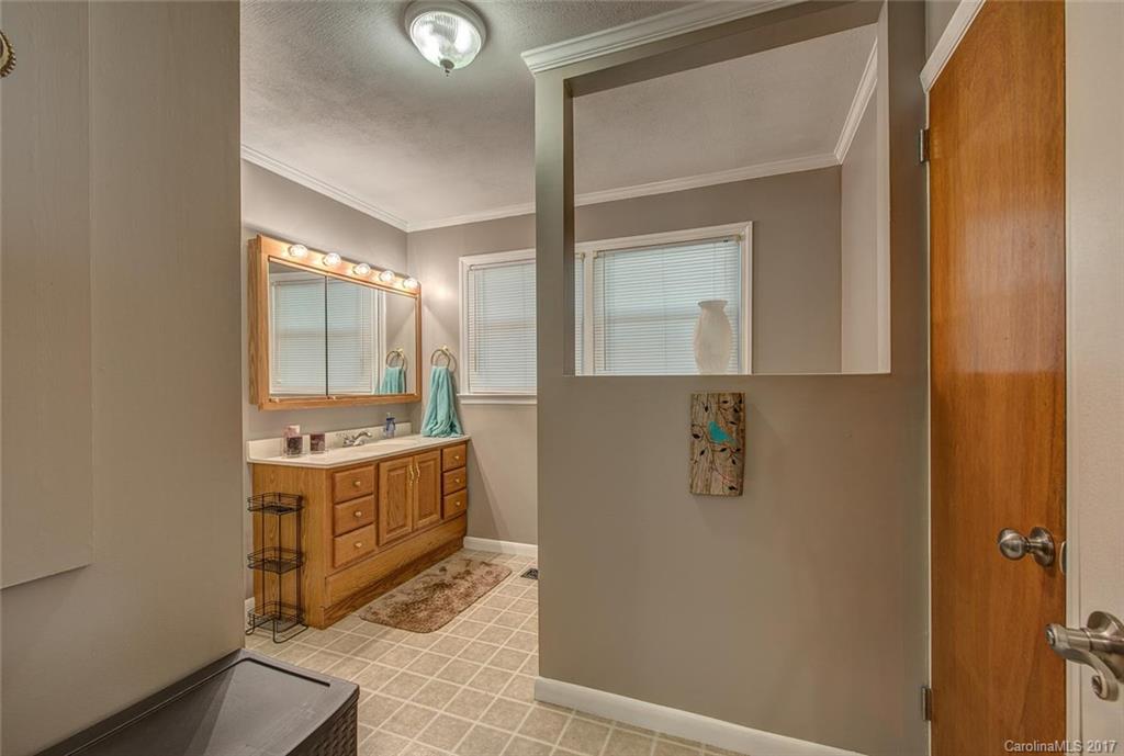 114 Lakeview Road Cherryville, NC 28021 - Photo 17 of 21 Gallery Image 17