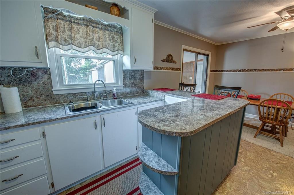 114 Lakeview Road Cherryville, NC 28021 - Photo 6 of 21 Gallery Image 6