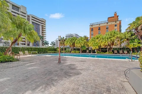$550,000 | 625 Biltmore Way, Unit 102, Coral Gables, FL 33134