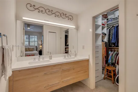 $550,000 | 625 Biltmore Way, Unit 102, Coral Gables, FL 33134