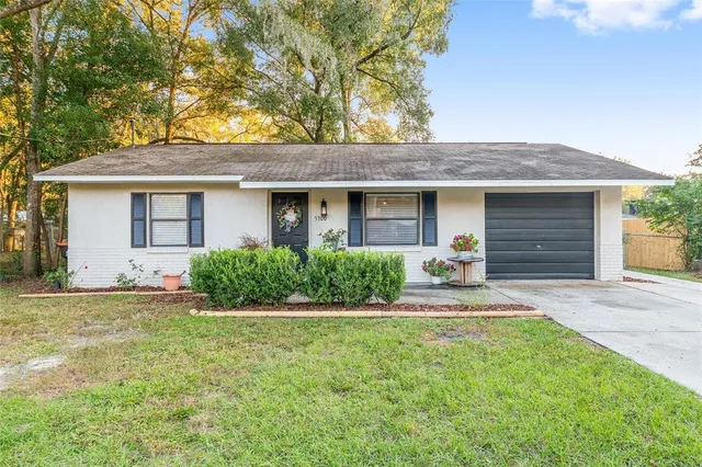 $219,900 | 5300 Southeast 102nd Place, Belleview, FL 34420