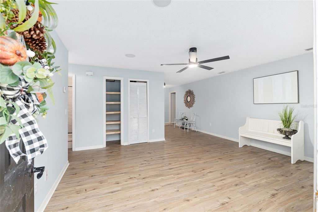 5300 Southeast 102nd Place Belleview, FL 34420 - Photo 4 of 41