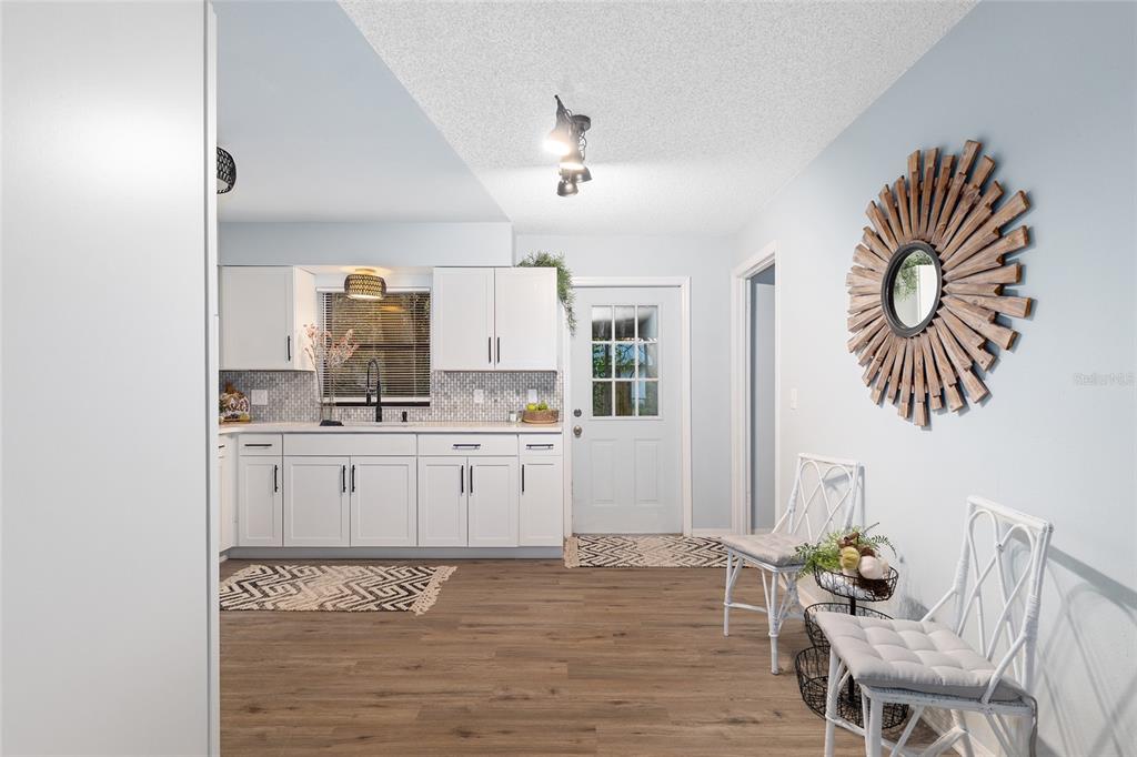 5300 Southeast 102nd Place Belleview, FL 34420 - Photo 8 of 41