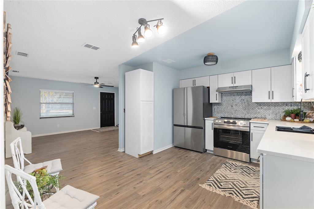 5300 Southeast 102nd Place Belleview, FL 34420 - Photo 9 of 41