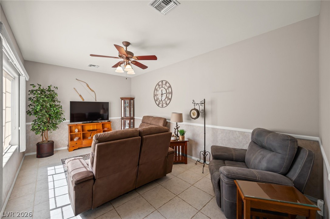 1205 Golf Club Drive Laughlin, NV 89029 - Photo 11 of 67
