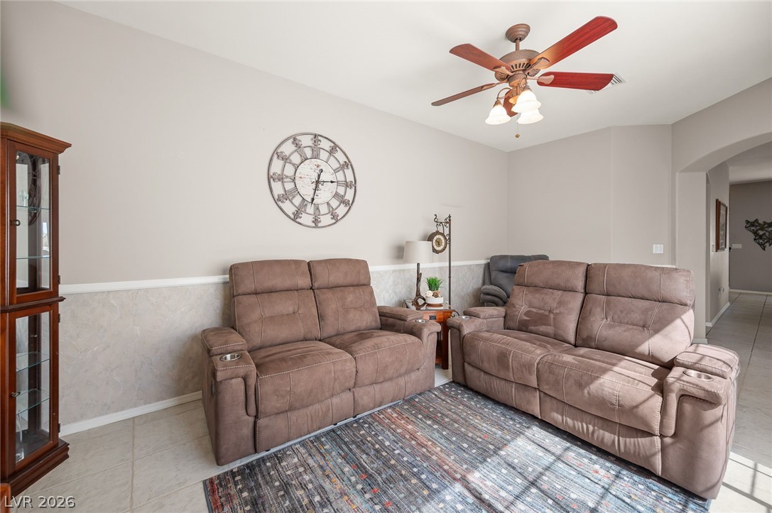 1205 Golf Club Drive Laughlin, NV 89029 - Photo 13 of 67