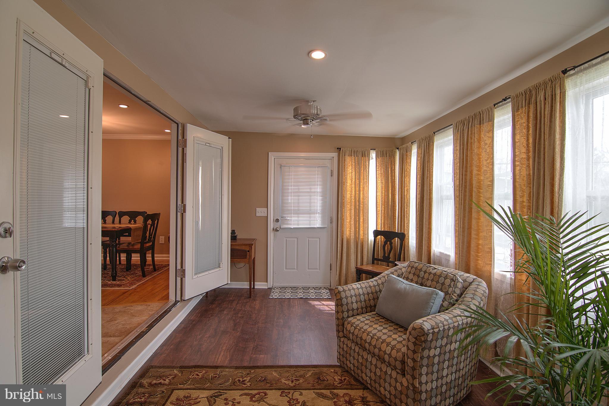 2 Oakmere Road Owings Mills, MD 21117 - Photo 11 of 30 Sunroom Room