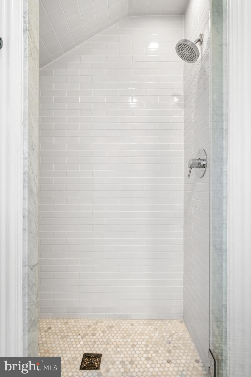 422 Warick Road Wynnewood, PA 19096 - Photo 70 of 130 Hallway Bath 4