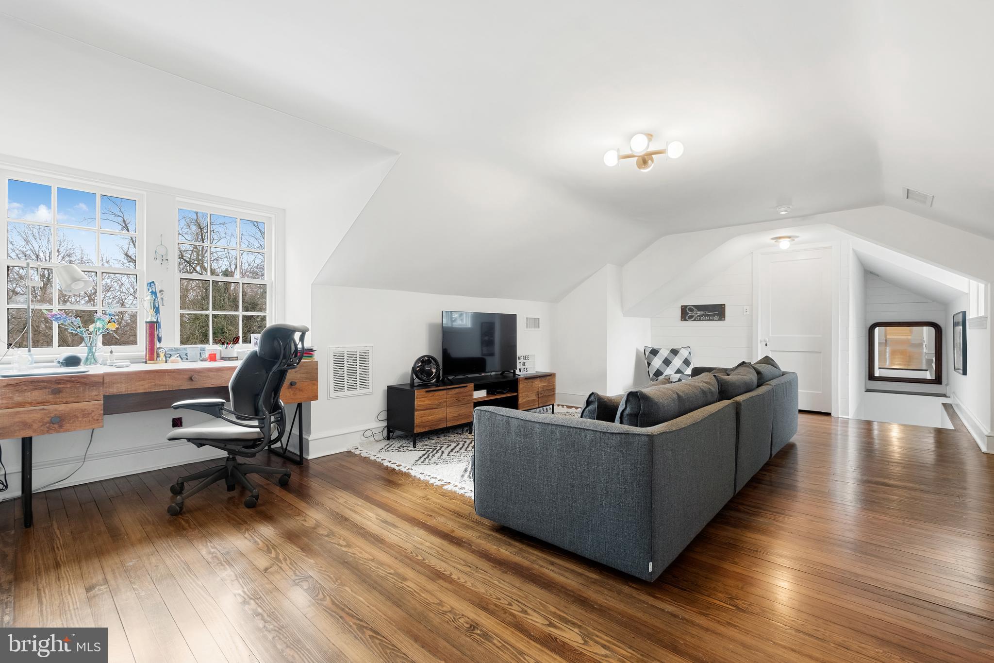 422 Warick Road Wynnewood, PA 19096 - Photo 80 of 130 3rd Fl Family Rm