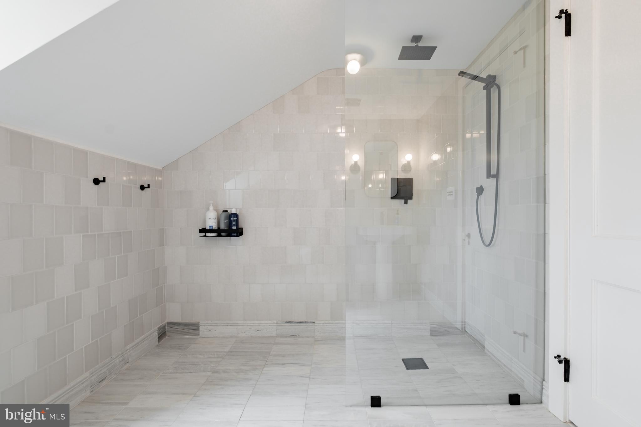 422 Warick Road Wynnewood, PA 19096 - Photo 86 of 130 Bath 5